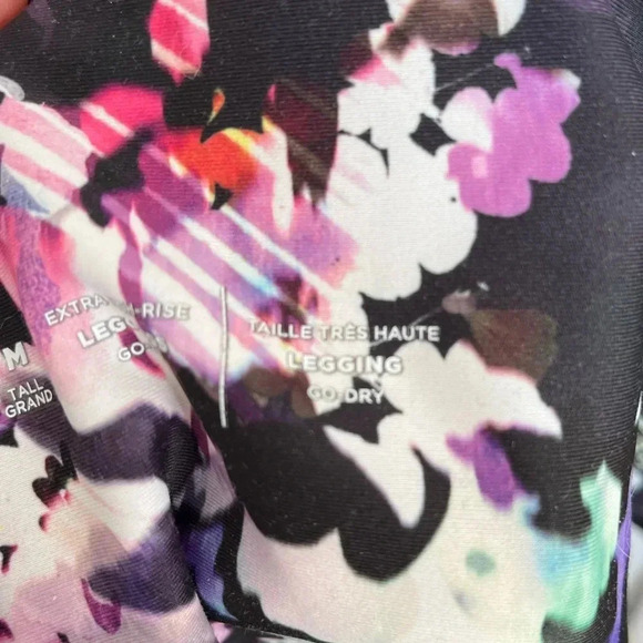 Old navy athletic extra-high rise leggings floral patterns size medium - Picture 5 of 7